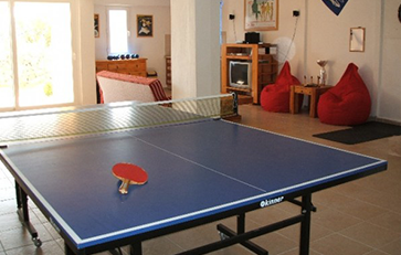 luxury girls hostel in mp nagar